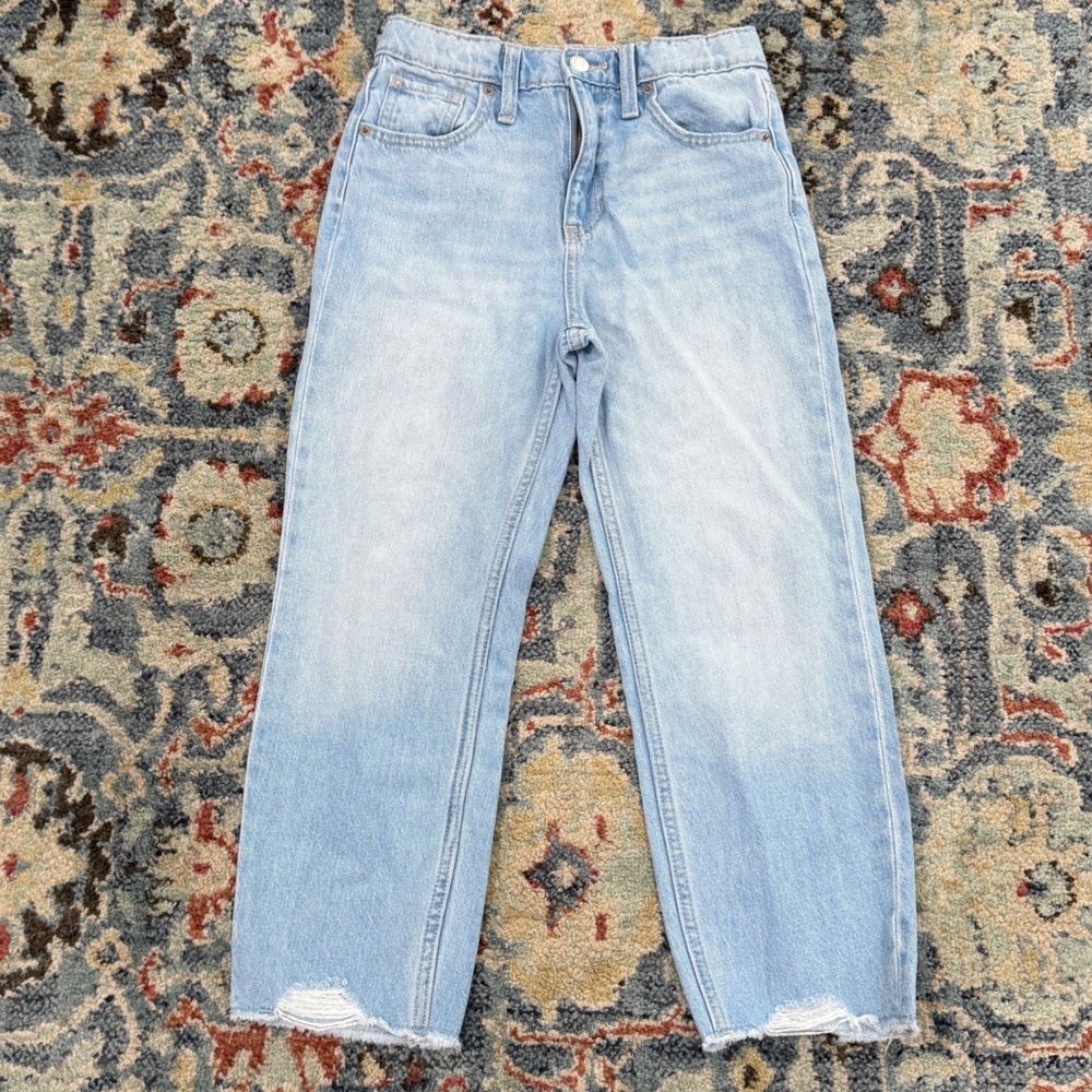 Old Navy Slouchy Straight Jeans Girls 8 Light Wash Distressed 90s EUC